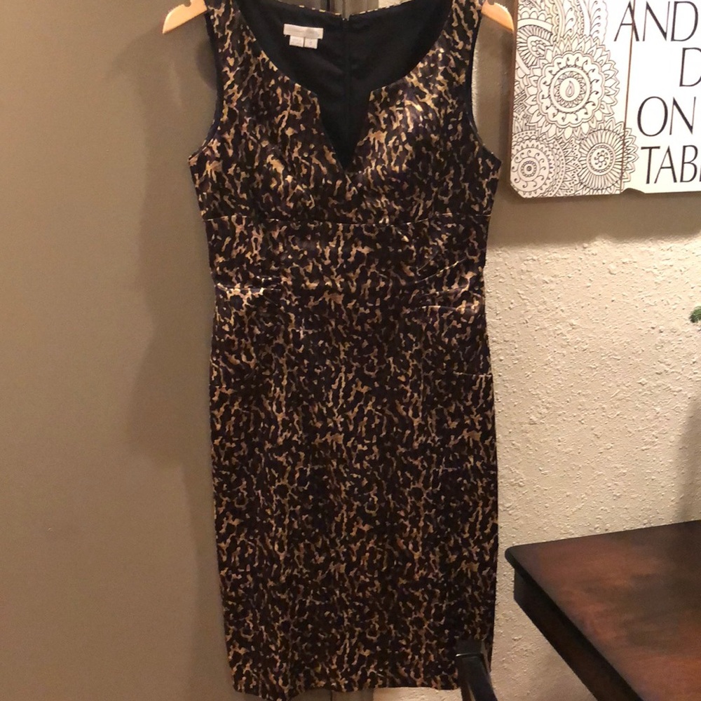 Show stopper! Leopard silky dress
